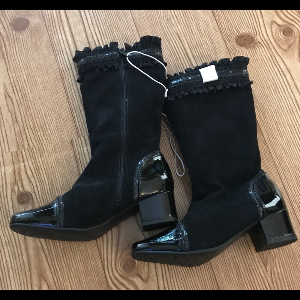 Black Boots